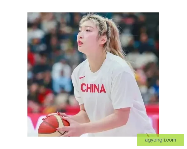 李梦回归激活中国女篮外线进攻体系巴黎周期冲冠底气全面提升 李梦回归激活中国女篮外线进攻体系巴黎周期冲冠底气全面提升